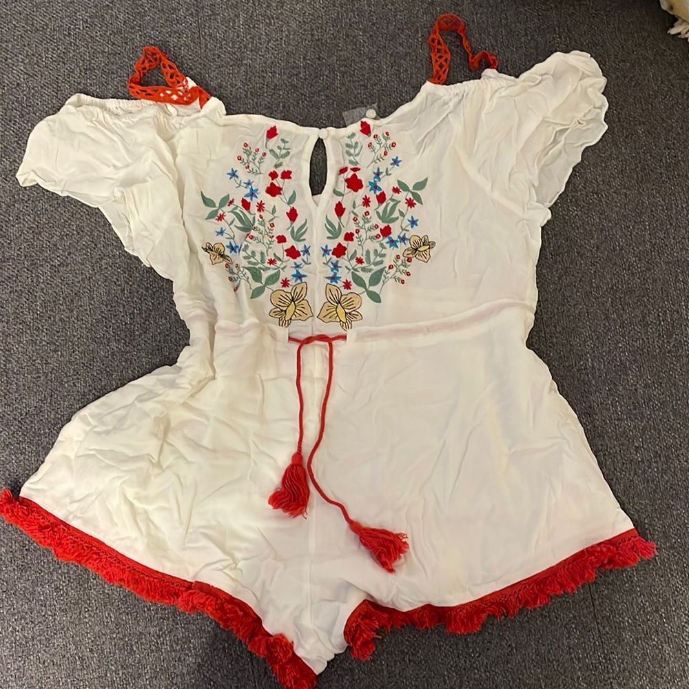 Somedays Lovin embroidered cotton blend play suit romper swim sz medium